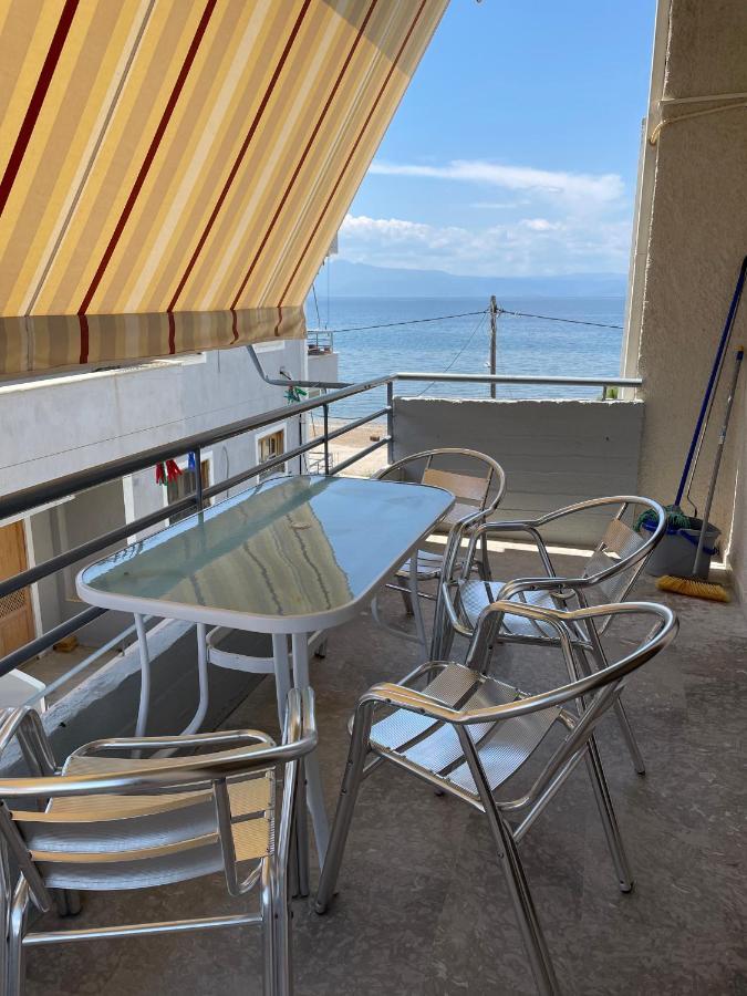 Appartement Finikas à Iria Extérieur photo